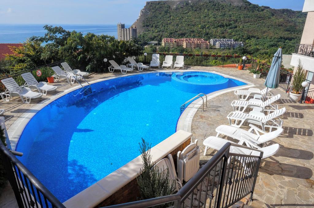 Апартаменти Свети Георги - Saint George Apartments Kavarna ภายนอก รูปภาพ
