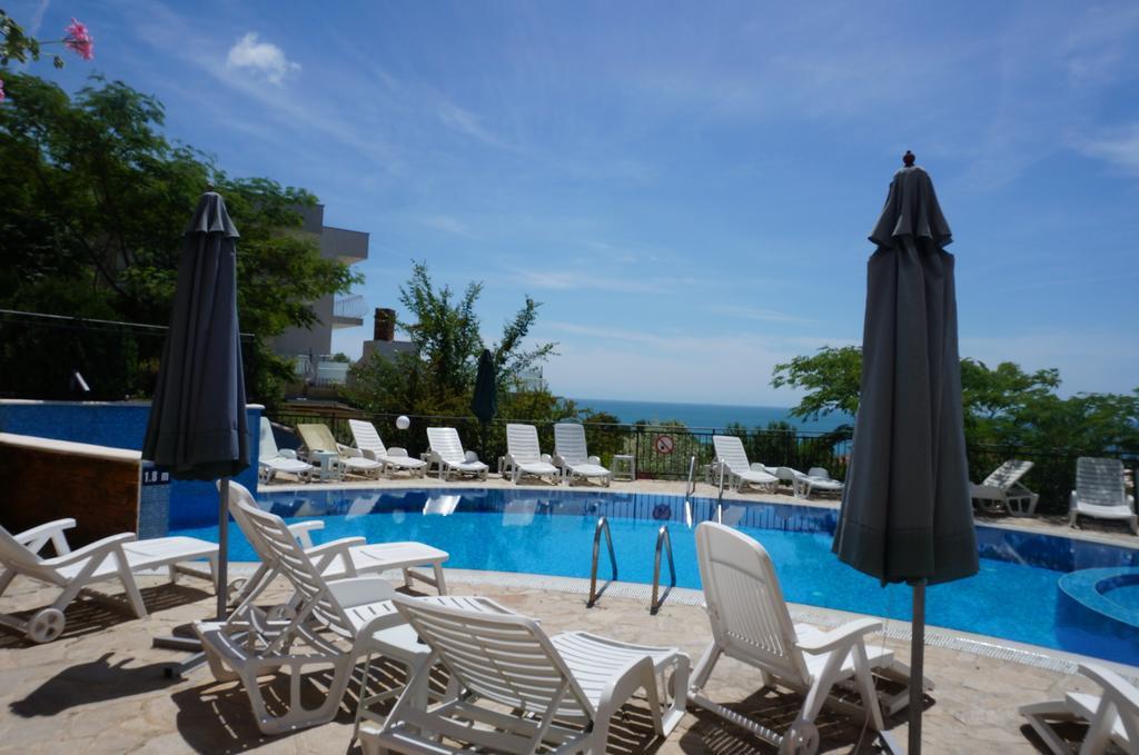 Апартаменти Свети Георги - Saint George Apartments Kavarna ภายนอก รูปภาพ
