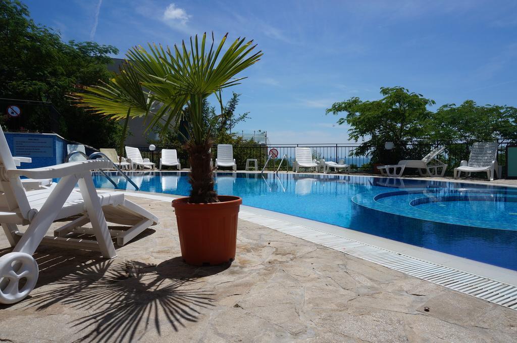 Апартаменти Свети Георги - Saint George Apartments Kavarna ภายนอก รูปภาพ